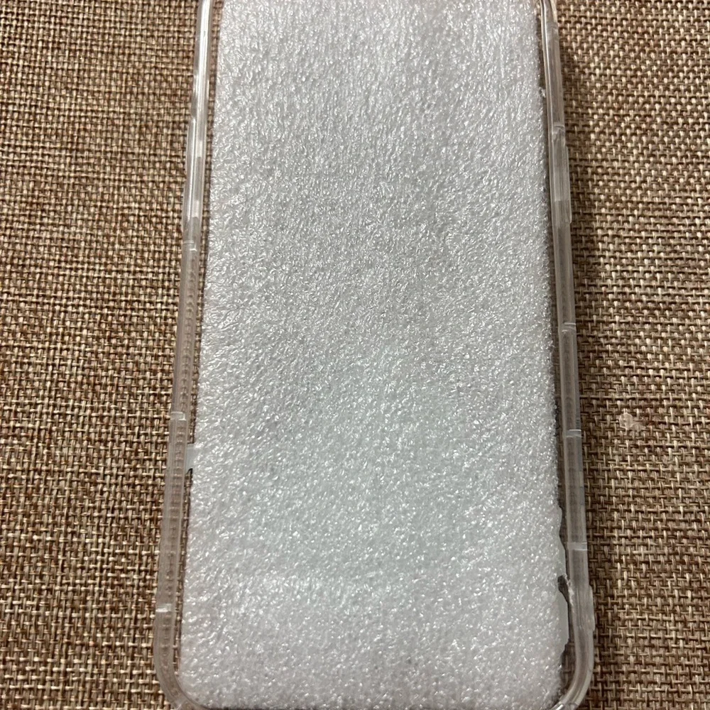 Iphone Holiday Case. See Description for all iPhones this case will fit   NWOT